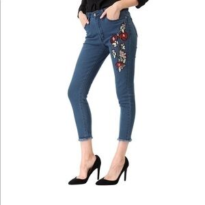 Mid Waist Skinny Floral Applique Denim Jeans
